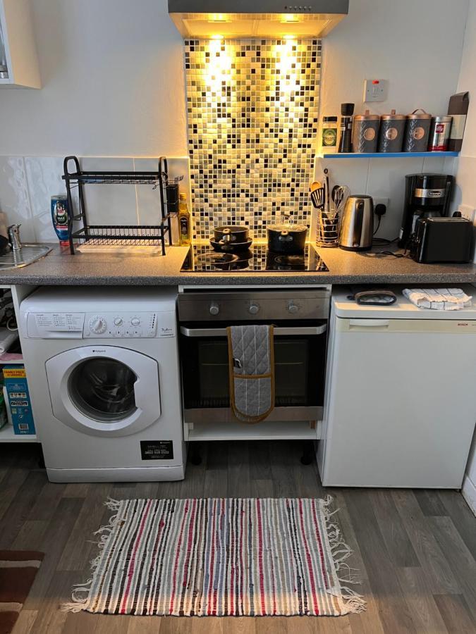 Lovely - 1 Bedroom Flat In Hastings Town Centre Exterior foto