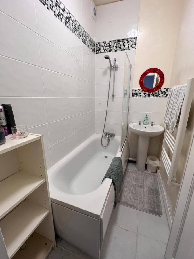 Lovely - 1 Bedroom Flat In Hastings Town Centre Exterior foto